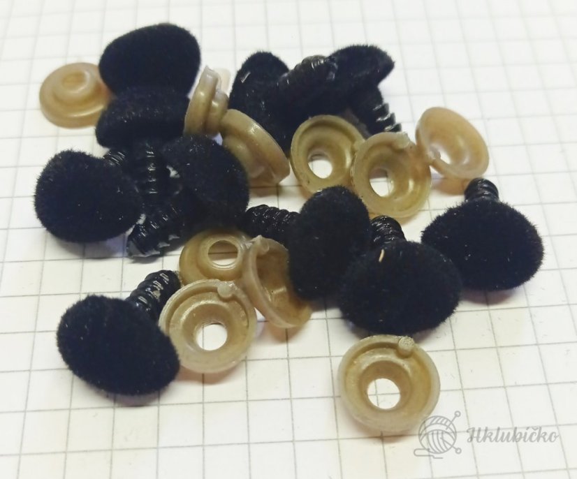 Čumáček samet bezpečnostní černá 20×15 mm