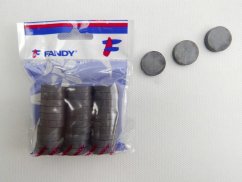 Magnet černý 25 mm 20 ks